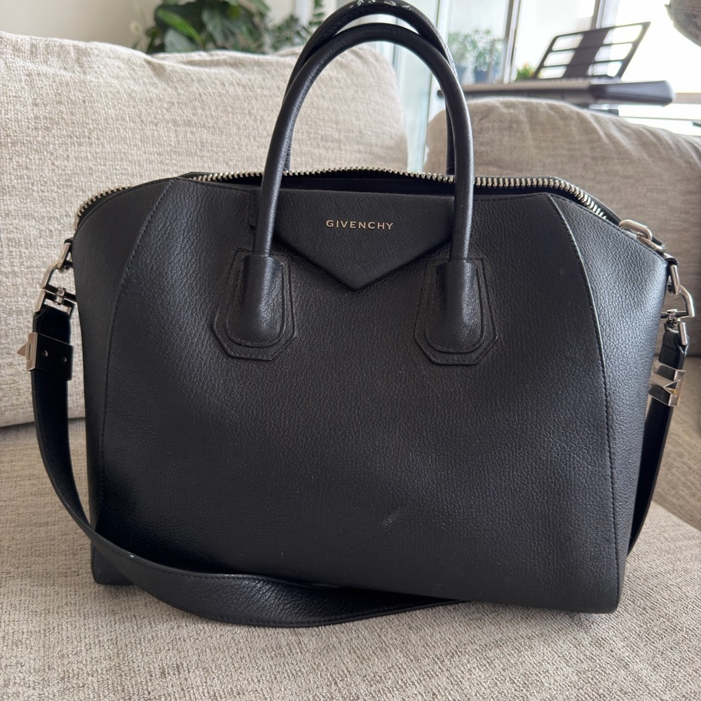 Givenchy Black Leather Women's Bag